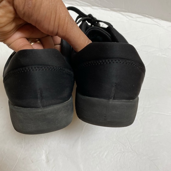 Clarks Cloud steppers soft cushion women’s sneaker shoes size 7.5 M - Picture 7 of 9